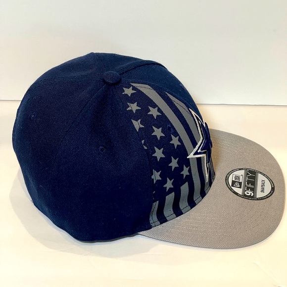 Dallas Cowboys Flag SnapBack Hat - Picture 4 of 5